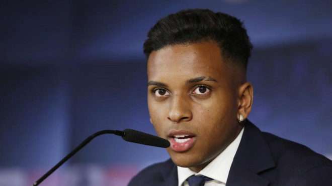 Rodrygo Hesitated to Talk About Messi Fight
