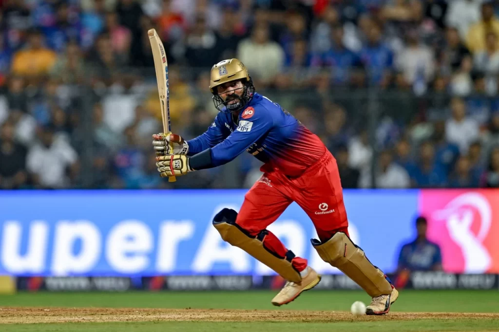 3 Reasons Why Dinesh Karthik Should Play T20 WC
